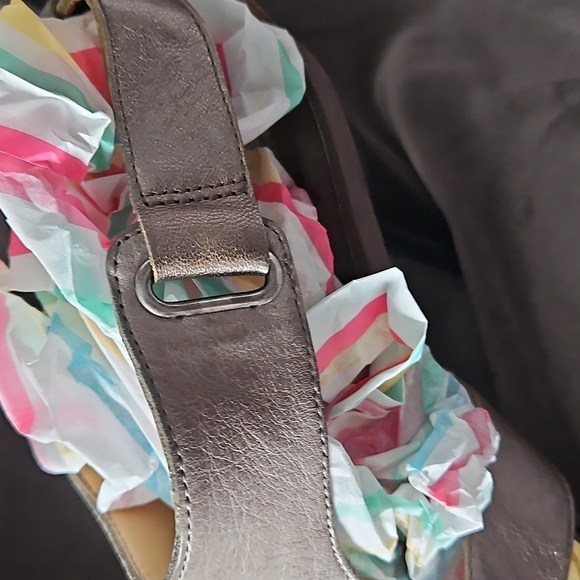 New In Box Nine West Silver Heels Size 10.5m - Picture 3 of 9